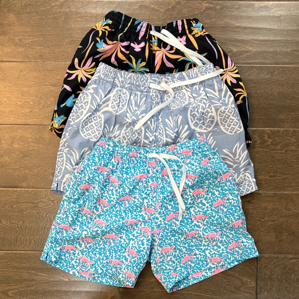 chubbies Men's Swim Trunks Set - Black, Light Gray, Teal with Pink